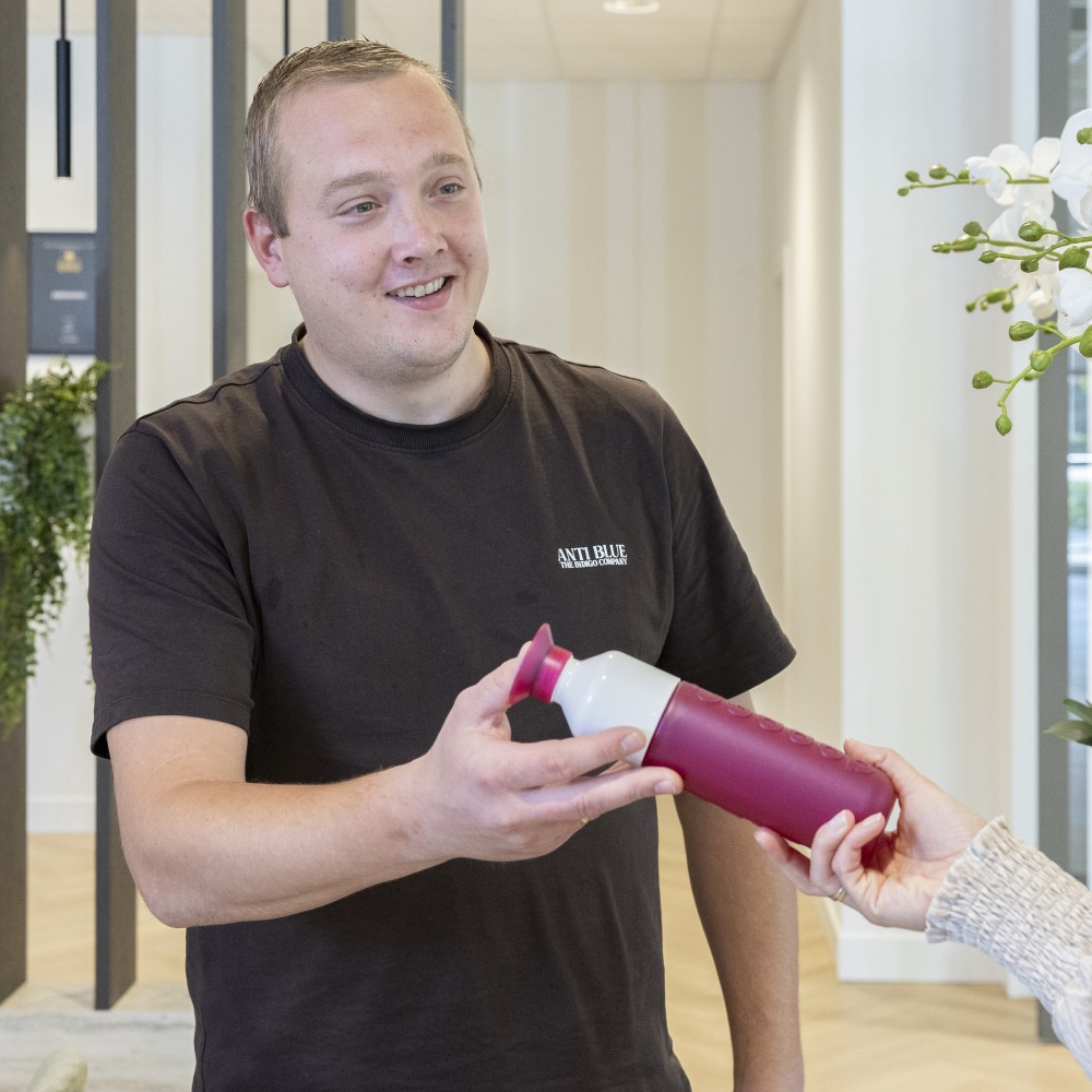 Branded sustainable water bottles for public organisations and staff