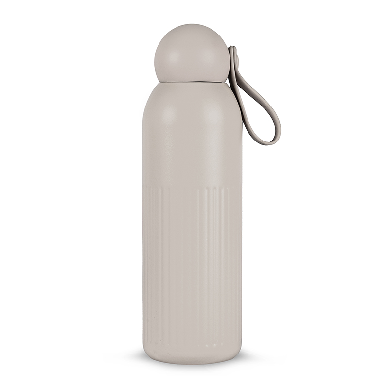 Sagaform stainless steel bottle - Image 4