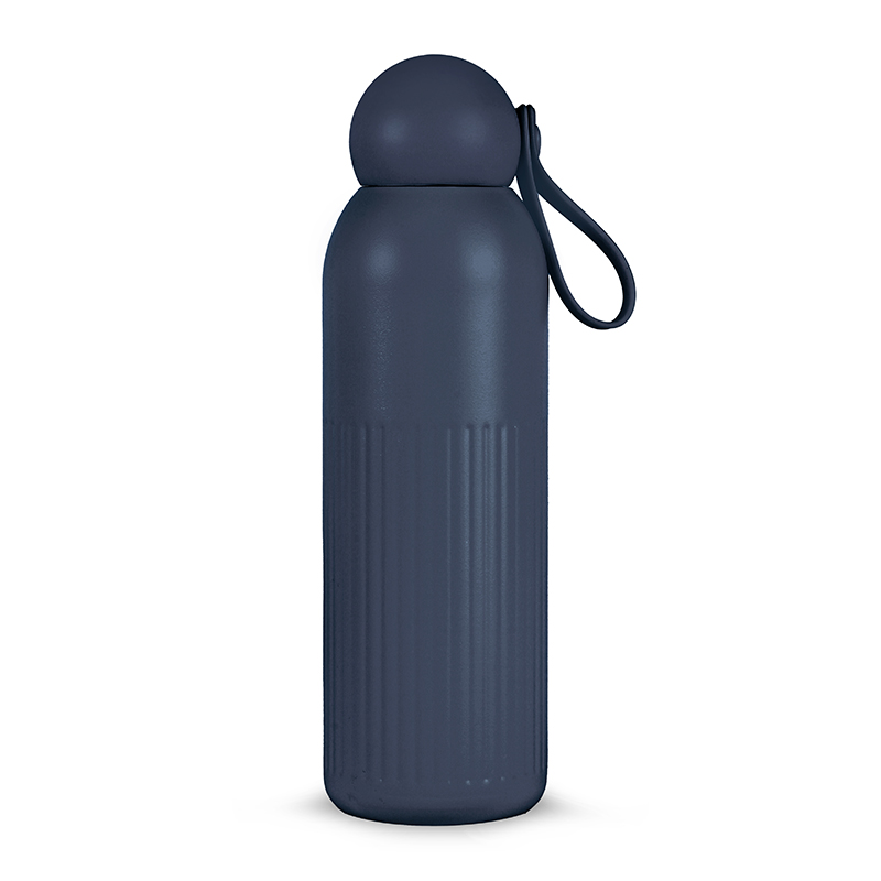 Sagaform stainless steel bottle - Image 8