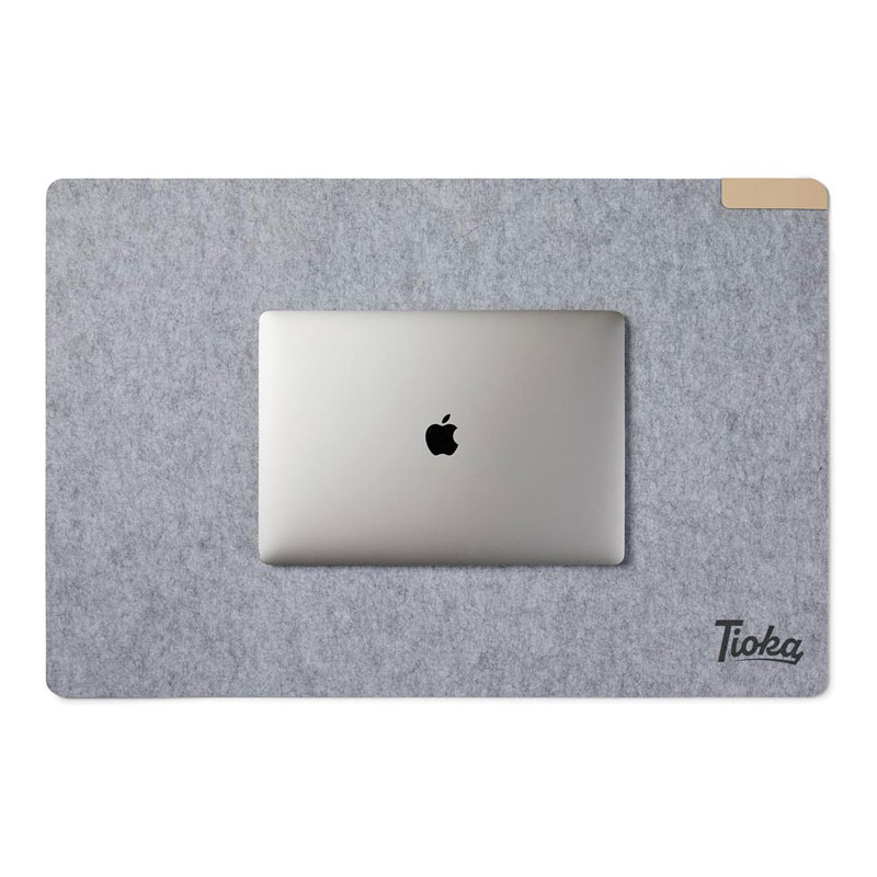 Desk pad felt