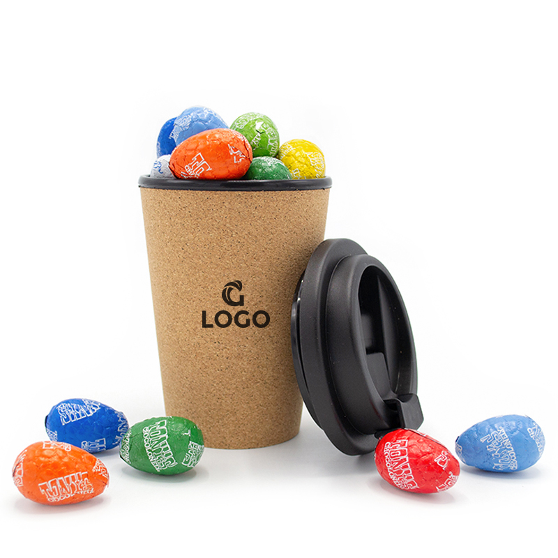 Travel mug with Easter eggs