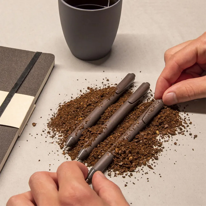 Coffee grounds pen - Image 4