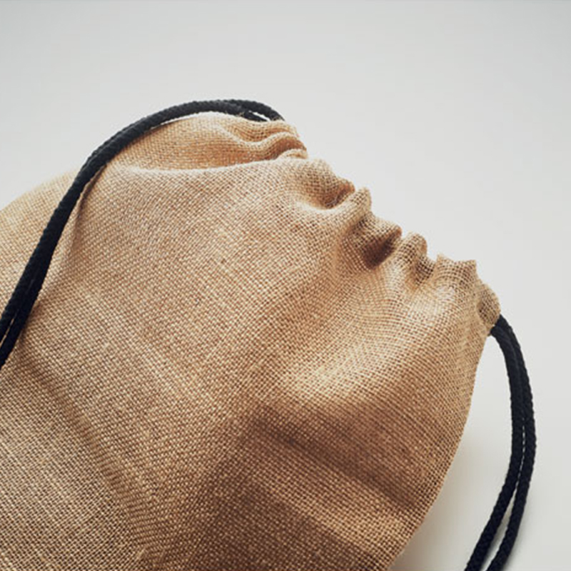 Jute backpack with drawstring - Image 3