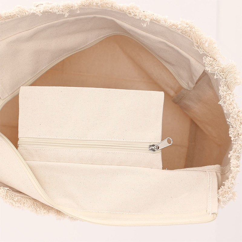 Bag with fringes - Image 4
