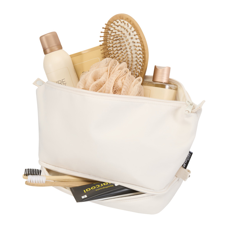 Recycled travel toiletry bag - Image 3