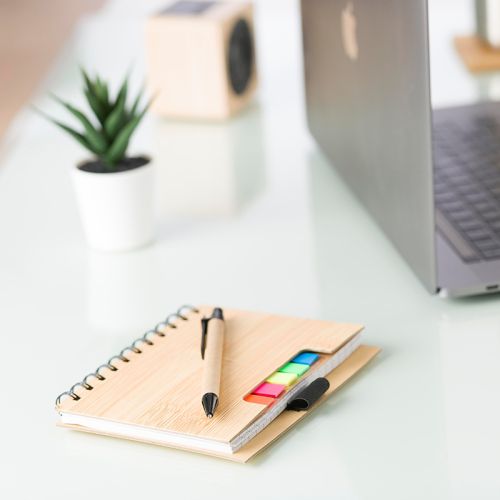 Bamboo notebook with sticky notes - Image 6